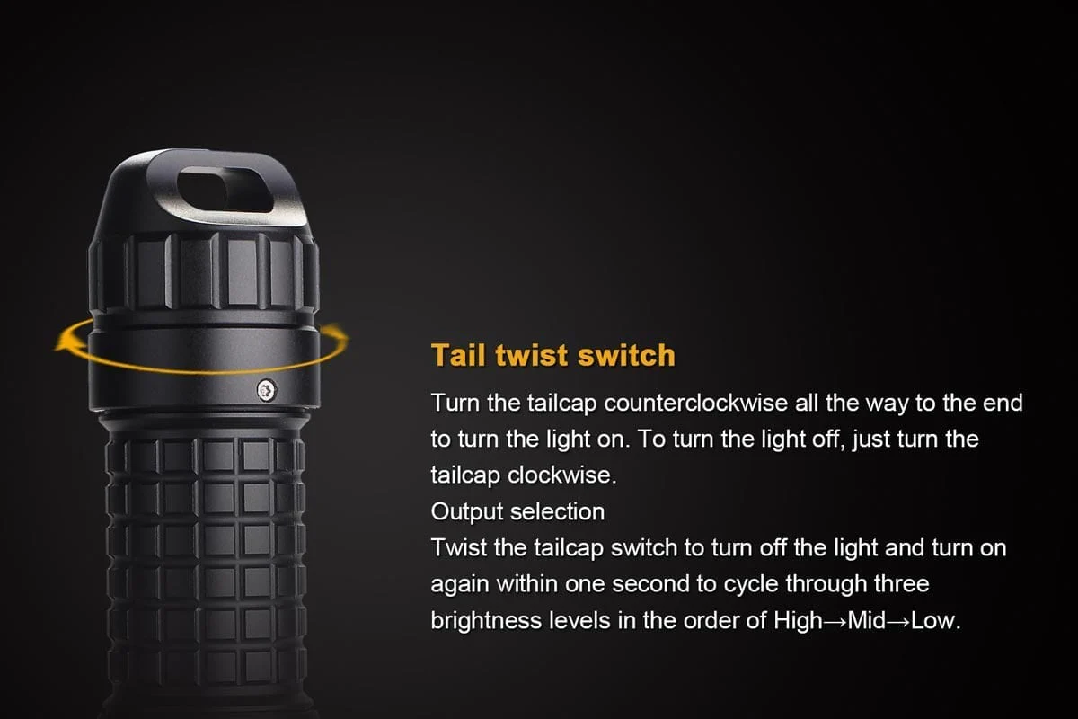 SD10 Fenix Flashlight - DISCONTINUED - Image 3